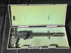 Mitutoyo Digital Micrometer Great Measurement Tool Used With Case