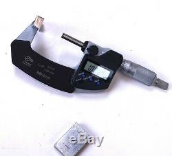 Mitutoyo IP-65-293-341 Digital Micrometer 1-2 with Starrett Webber Standard