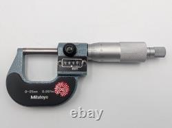 Mitutoyo Micrometer M825-1 193-211