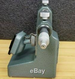 Mitutoyo Model 121-333 Digital Thread Bench Micrometer #i-325