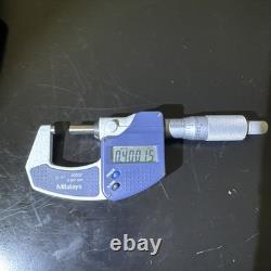 Mitutoyo Model 293-831-30 0-1 x. 00005 Flat face outside Micrometer with case