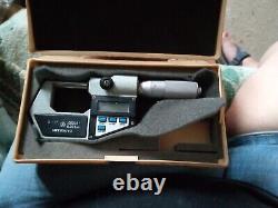 Mitutoyo digital micrometer 0-1 293-715