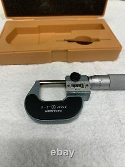 Mitutoyo digital micrometer 0-1 Model # 193-211