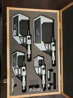 Mitutoyo digital micrometer Set