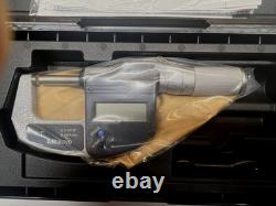 NEW MITUTOYO 293-832 0-1 DIGIMATIC MICROMETER, FRICTION THIMBLE WithCASE