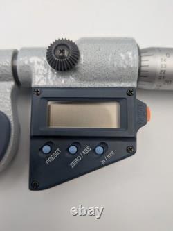NEW-Mitutoyo Digital Screw Thread Micrometer 326-711-30 Inch/Metric, 0-25mm/0-1