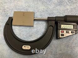 Starrett #733 Digital Micrometer 2-3