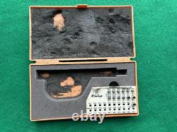 THREAD MICROMETER 0-1 MITUTOYO 126-137 with 6 Anvil Sets and Case