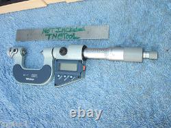 THREAD MICROMETER with4anvils MITUTOYO 326-711-30 0-1 OVR $1300 IF NEW MACHINIST