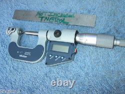 THREAD MICROMETER with4anvils MITUTOYO 326-711-30 0-1 OVR $1300 IF NEW MACHINIST