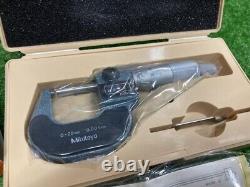 Vintage Mitutoyo 0-25mm Early Digital Micrometer 193-111